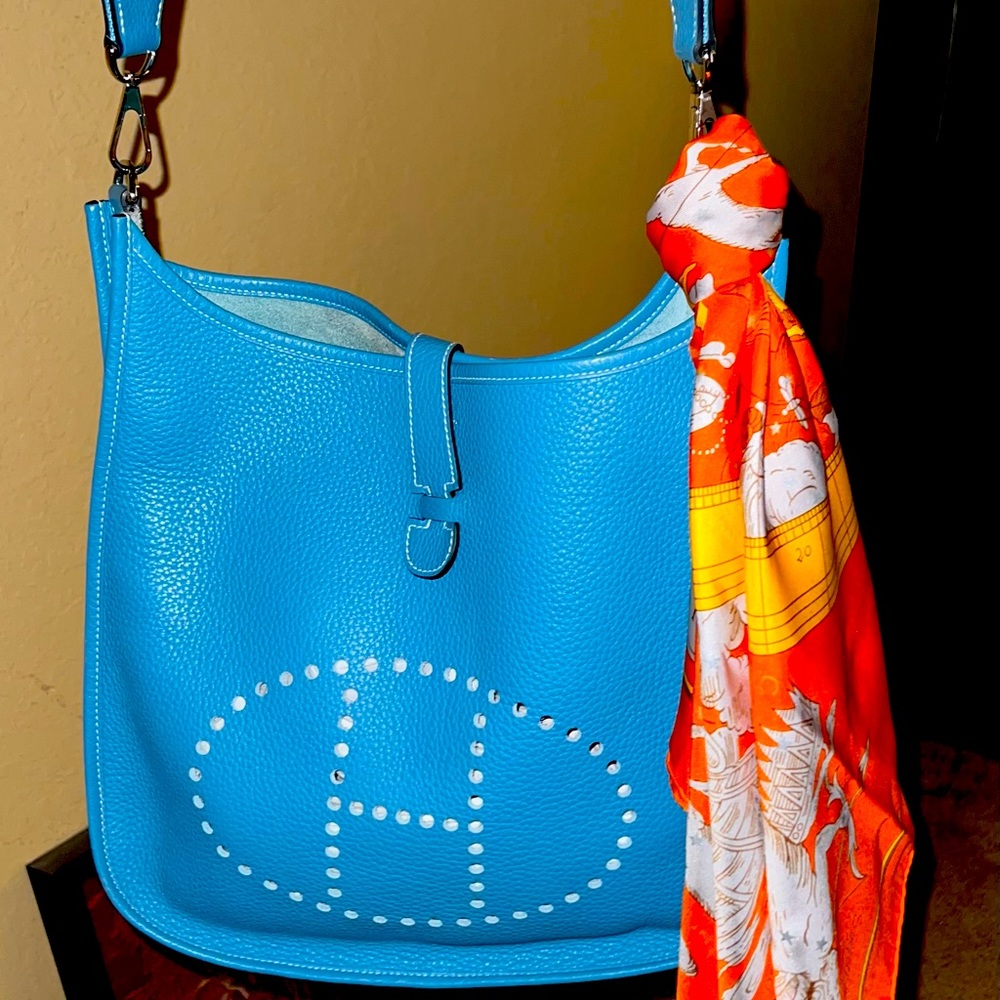 Authentic Hermès Evelyne Blue Leather Cross Body!! With authentic HERMES SCARF!!